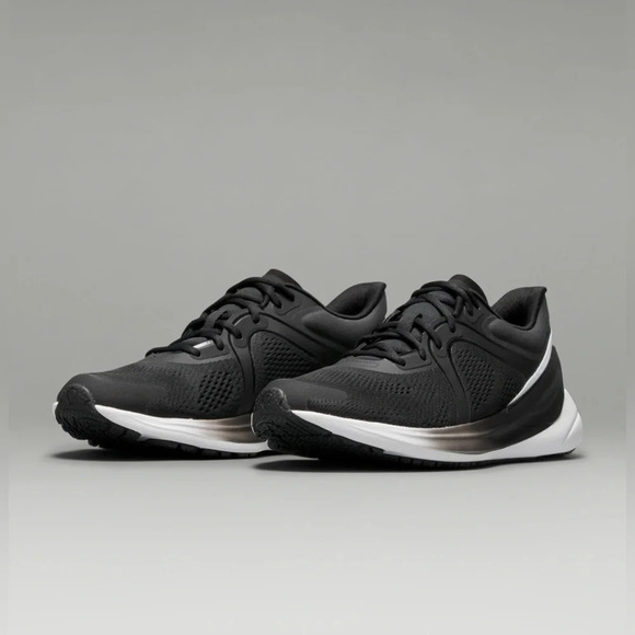 Lululemon Women's Blissfeel Running Shoe - Picture 1 of 6